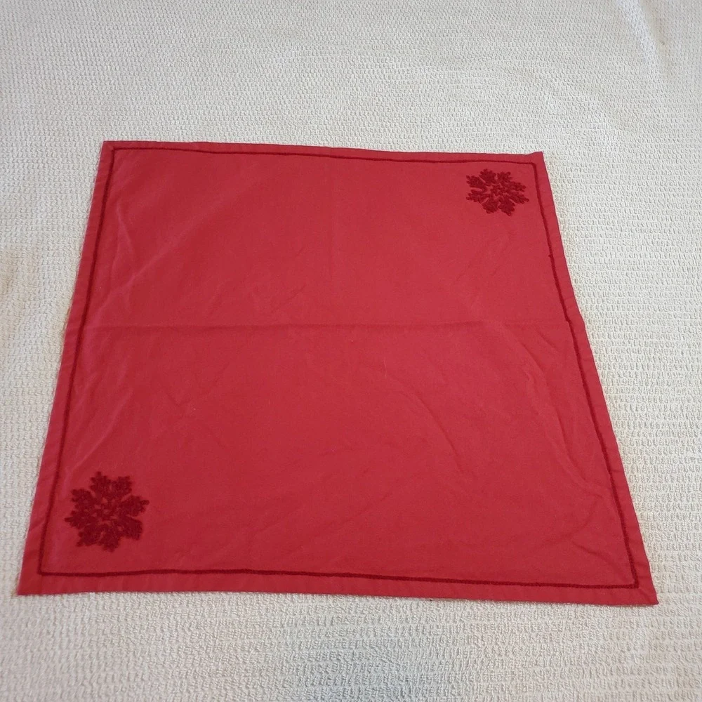 williams sonoma Set‎ Of 4 placemats & Matching 4 napkins Christmas Red RN71395